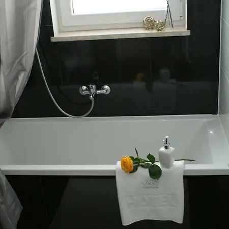 Irs Royal Apartments Apartamenty Irs Aviator *