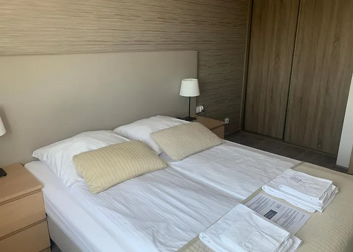 Irs Royal Apartments Apartamenty Irs Aviator *
