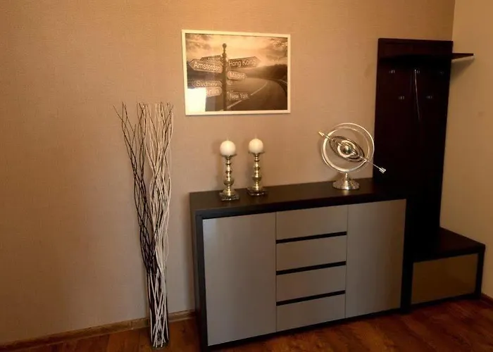 Irs Royal Apartments Apartamenty Irs Aviator * Danzig